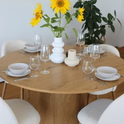 Nimara Alicia spisebordsstol - Hvidt boucle stof