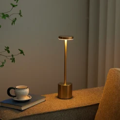 Clearance Nimara Elvis LED bordlampe guld