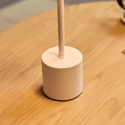 Hot Nimara Elvis LED bordlampe hvid