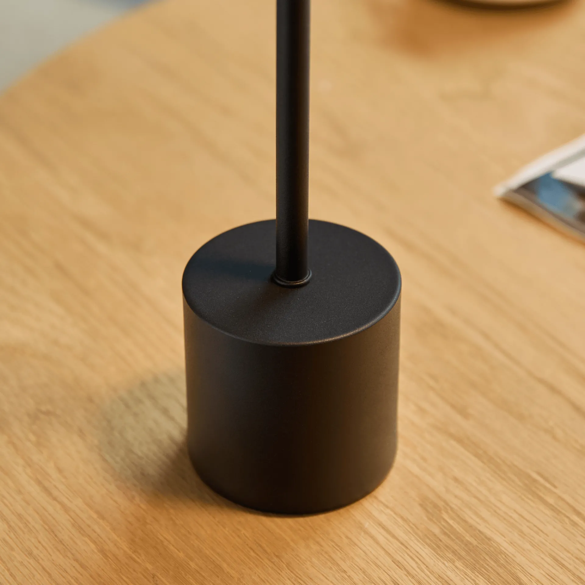 Best Nimara Elvis LED bordlampe sort