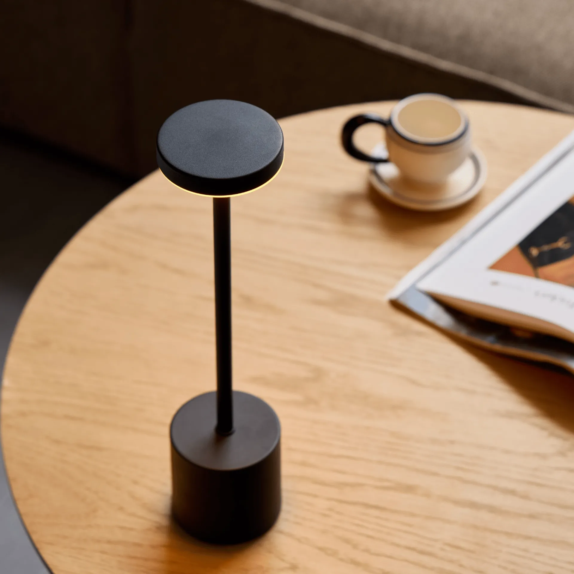 Best Nimara Elvis LED bordlampe sort