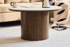 Nimara Enzo sofabord i stenbordplade med røget eg lamelfod Ø78 cm