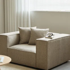 Online Nimara Hailey lænestol i sand L: 136 X D: 100 X H: 64 Cm