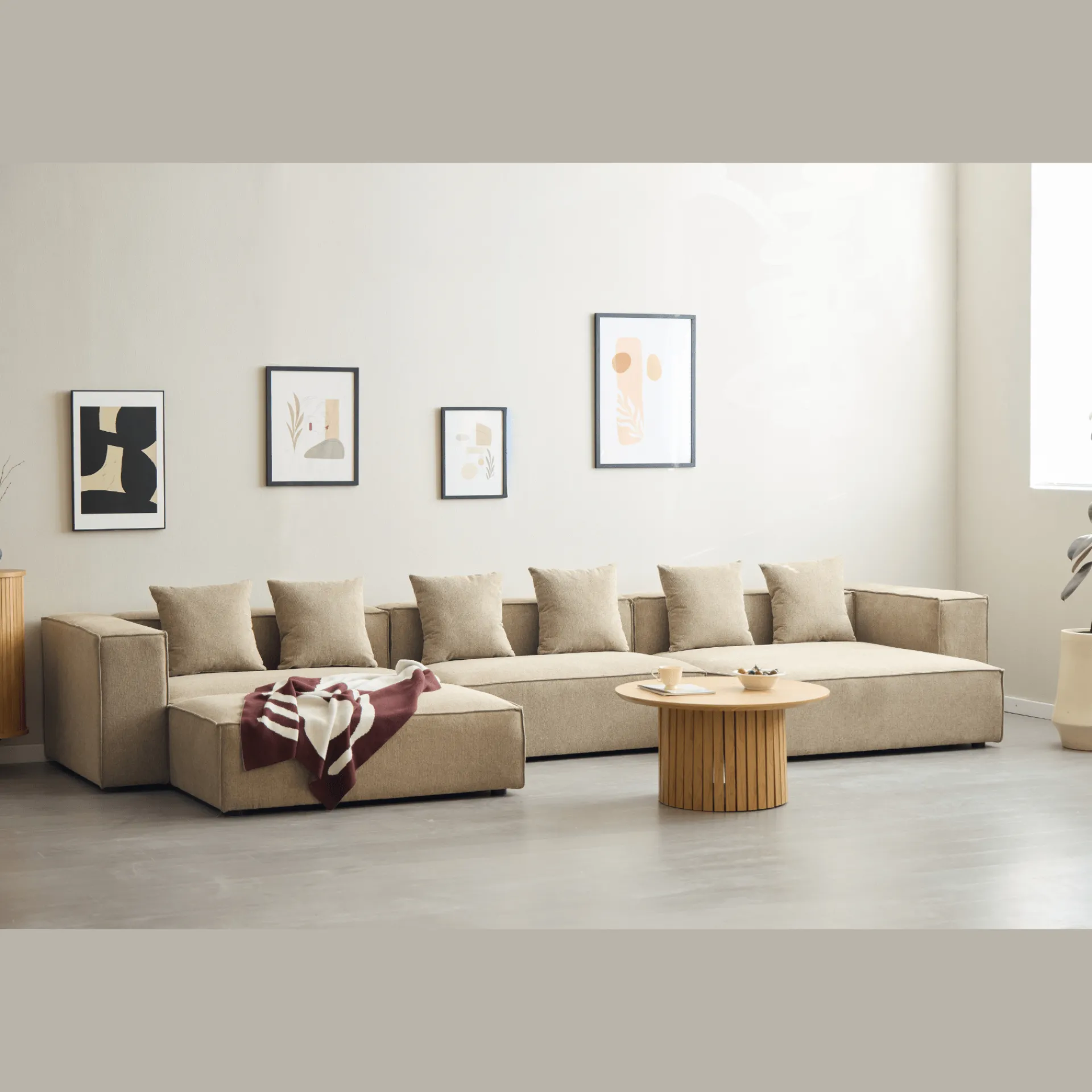 Sale Nimara Hailey puf i sand 121 x 74 cm