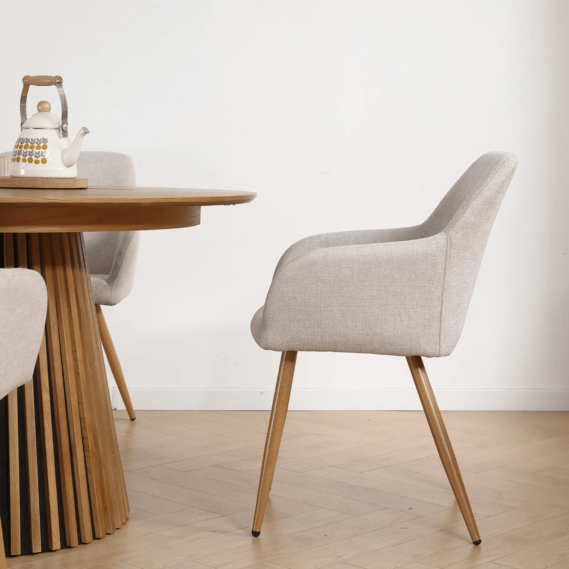 Outlet Nimara Jenna spisebordstol - beige tekstil med egelook