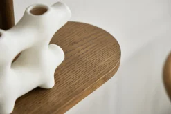 Outlet Nimara Juliet væghylde i røget eg med 5 hylder H:140 x B:22 x B:75 cm