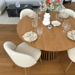 Online Nimara Lewis - Lamel rundt Spisebord I Egefiner med udtræk 150/190/230 CM - 2x tillægsplader medfølger