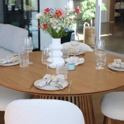 New Nimara Lewis - Lamel rundt Spisebord I Egefiner Ø120 cm