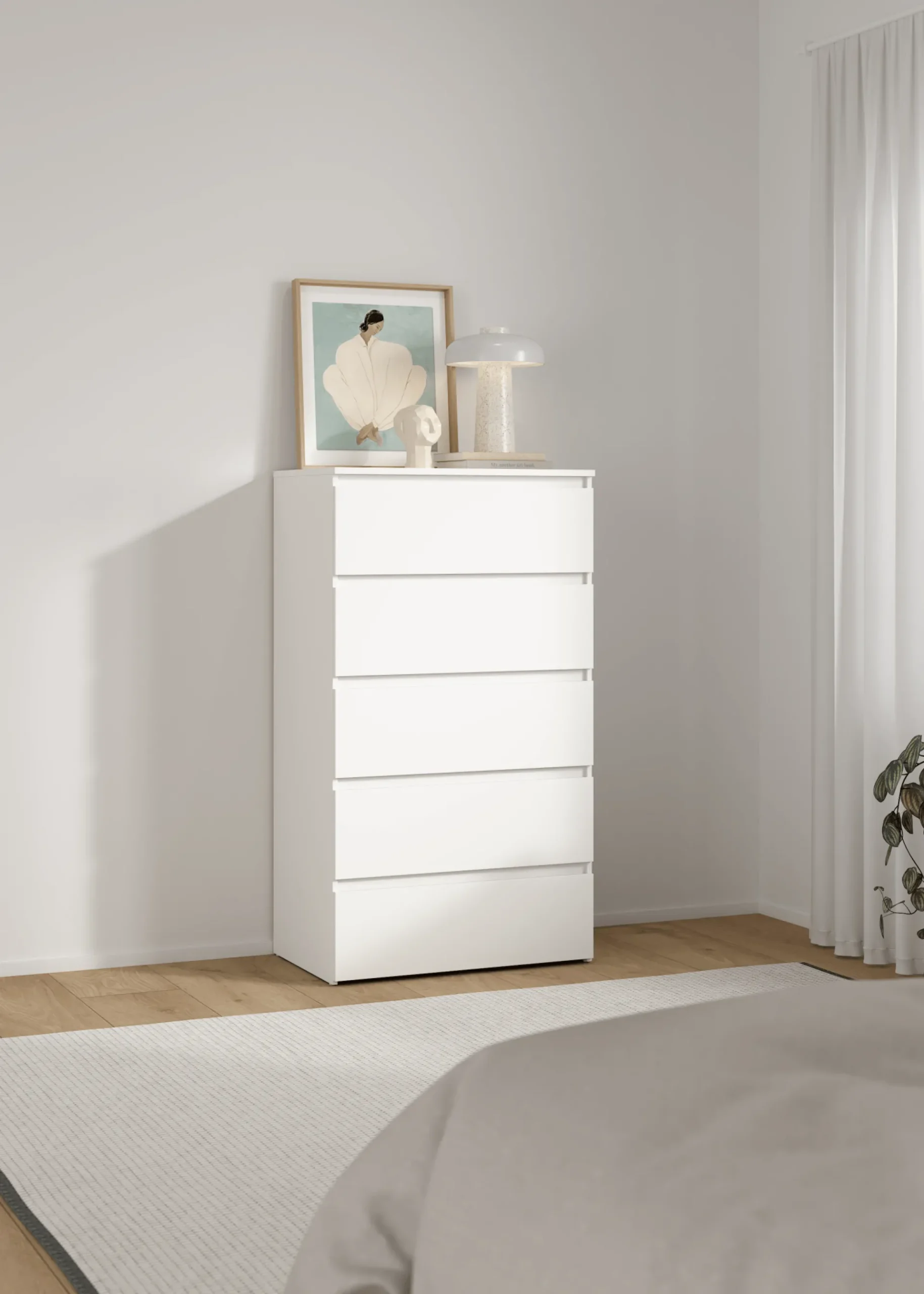 Hot Nimara Maise kommode H:114 x B:65 x D:41 cm med 5 skuffer i hvid