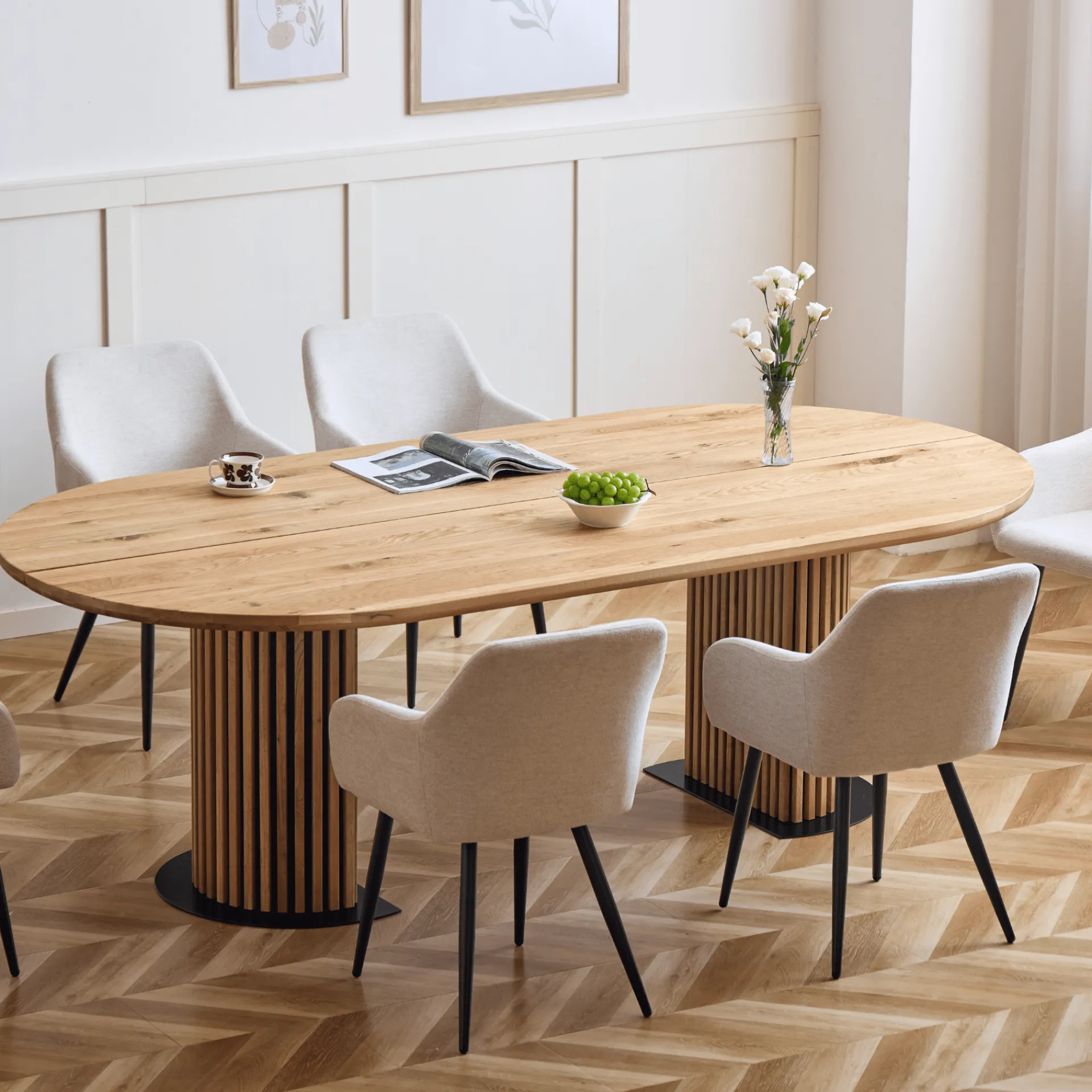 Online Nimara Matteo - Plankebord med lamelfod i olieret/natur massiv eg 300x120x77 cm