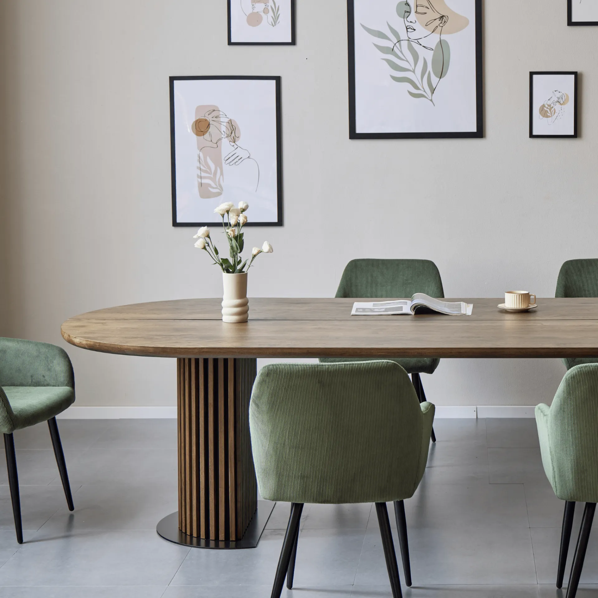 Clearance Nimara Matteo - Plankebord med lamelfod i røget massiv eg 300x120x77 cm