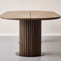 Clearance Nimara Matteo - Plankebord med lamelfod i røget massiv eg 240x120x77 cm