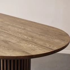 Clearance Nimara Matteo - Plankebord med lamelfod i røget massiv eg 240x120x77 cm