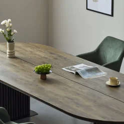 Clearance Nimara Matteo - Plankebord med lamelfod i røget massiv eg 240x120x77 cm