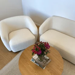 Discount Nimara Melisa - 2 personers sofa i hvid boucle L: 173 x D: 84 x H: 66 cm