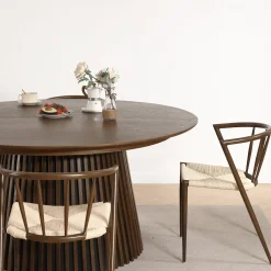 New Nimara Spisebordssæt - Lewis lamel spisebord Ø120 cm med udtræk i røget egefiner + 6 x Bella spisebordsstole i røget eg